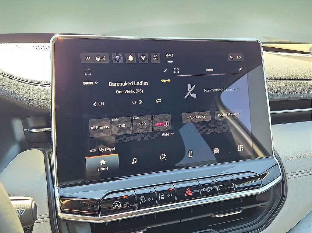 Used 2025 Jeep Compass Limited image 27