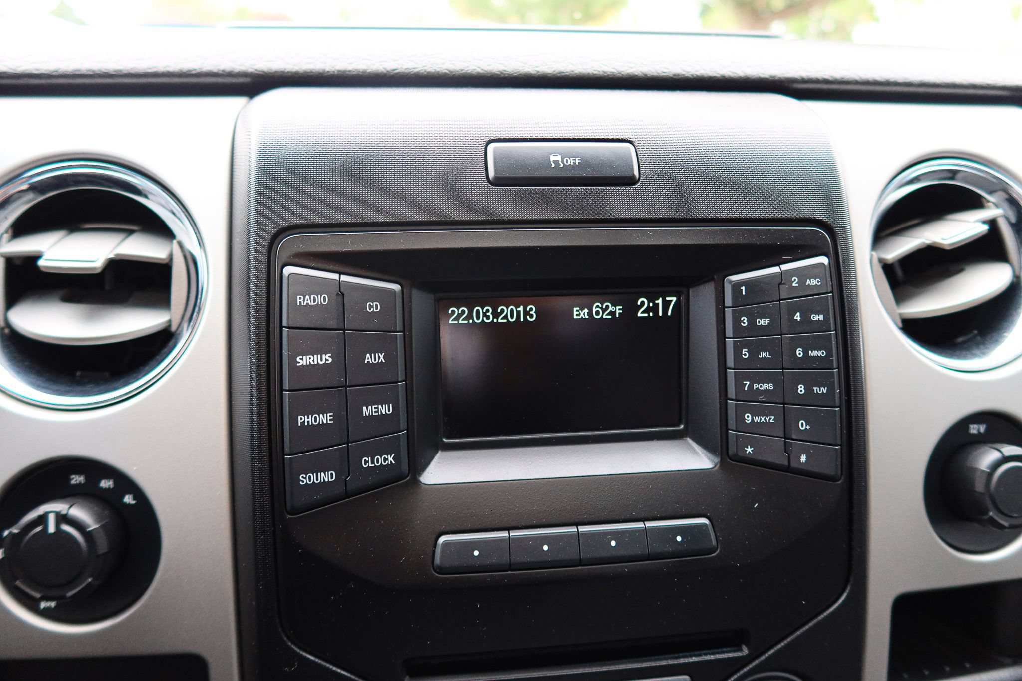 Used 2013 Ford F150 XLT w/ Luxury Equipment Group AWD/4WD image 21