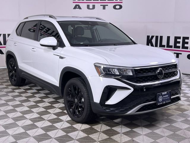 Used 2024 Volkswagen Taos SE image 9