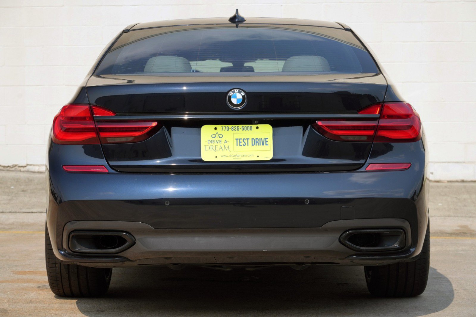 Used 2019 BMW 740i w/ M Sport Package RWD image 11