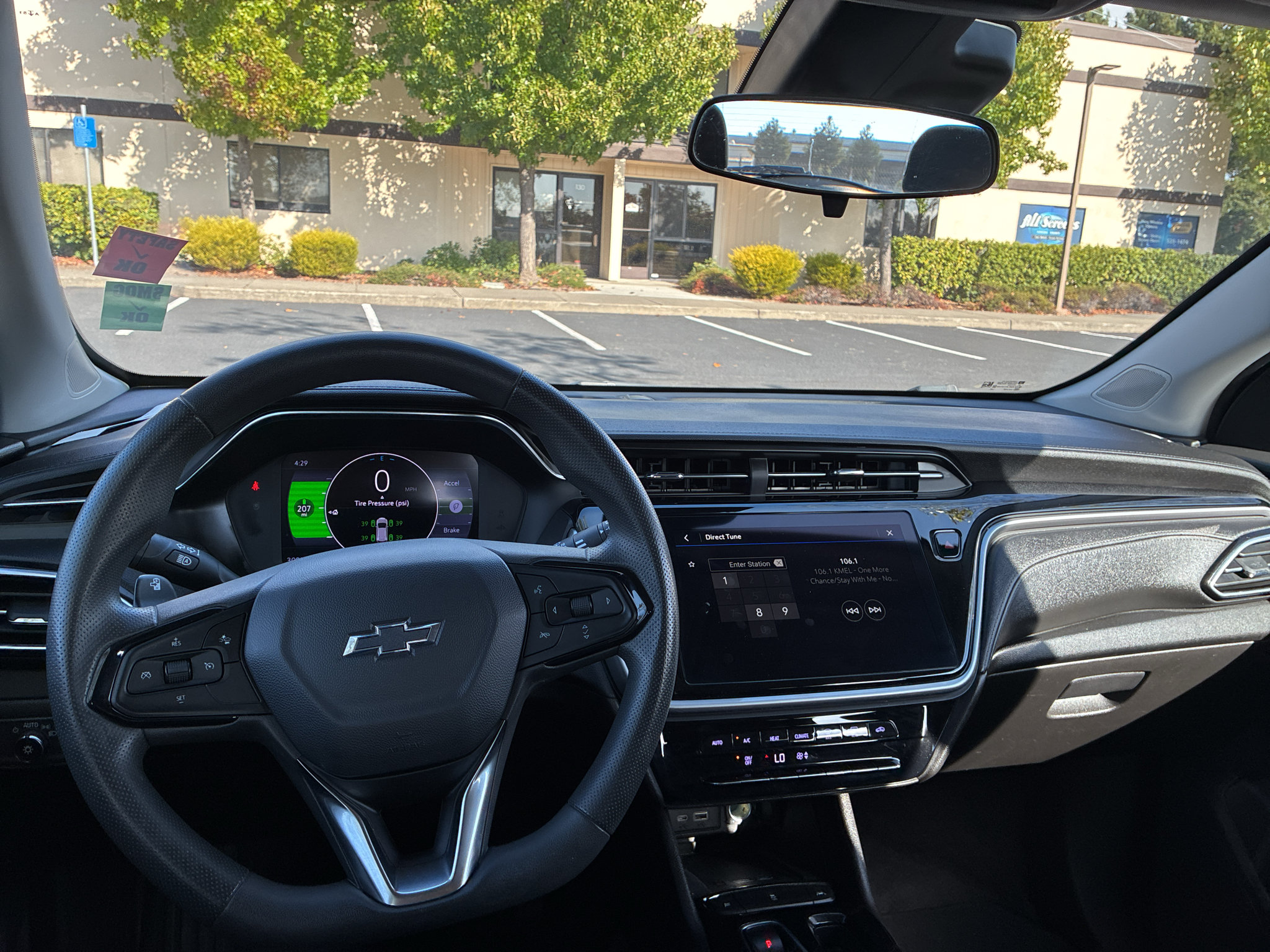 Used 2022 Chevrolet Bolt EUV LT FWD image 20