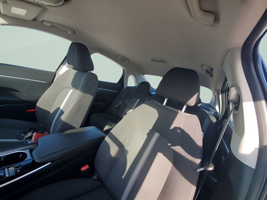Used 2023 Hyundai Sonata SE FWD image 17