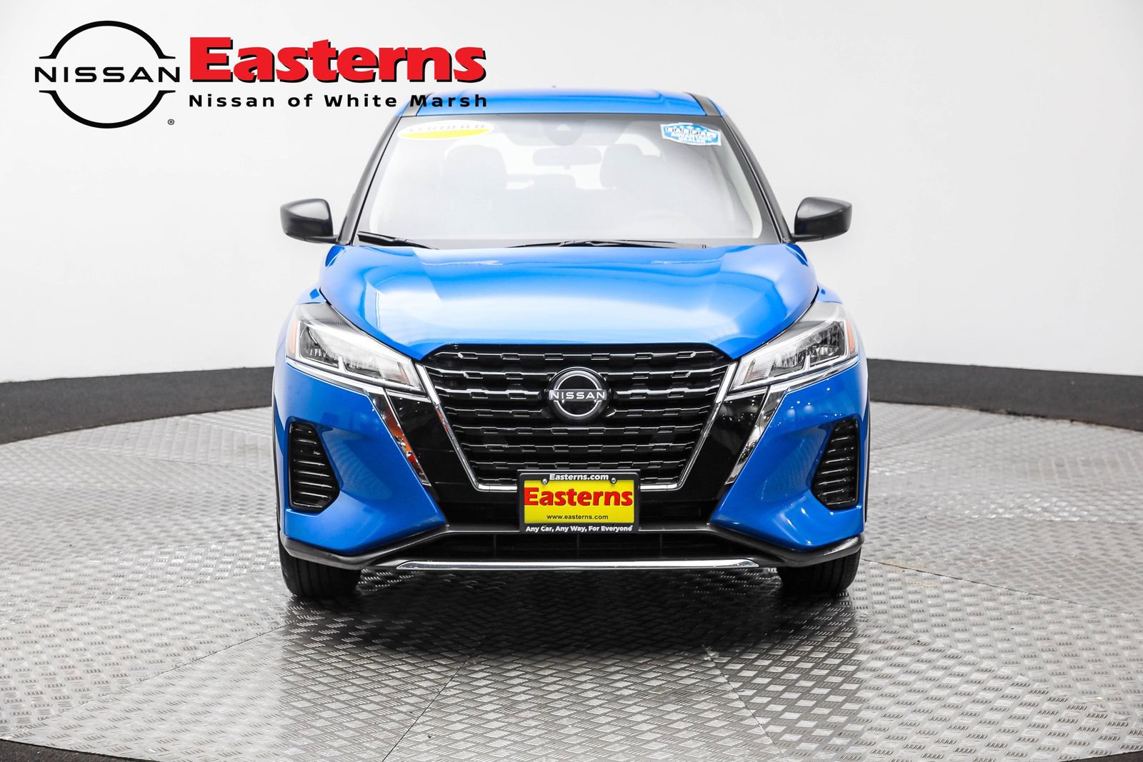 Used 2024 Nissan Kicks S image 2