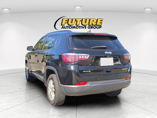 Used 2017 Jeep Compass Sport w/ Tech Group AWD/4WD image 5