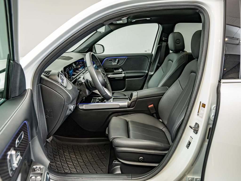 Certified 2026 Mercedes-Benz GLB 250 4MATIC image 32