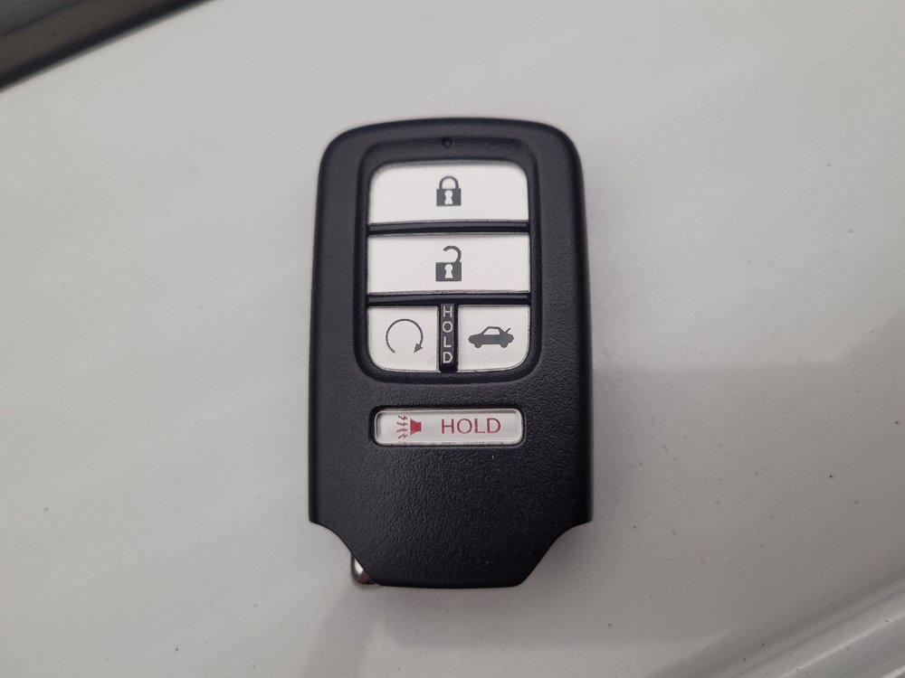 Used 2018 Honda Accord EX image 32
