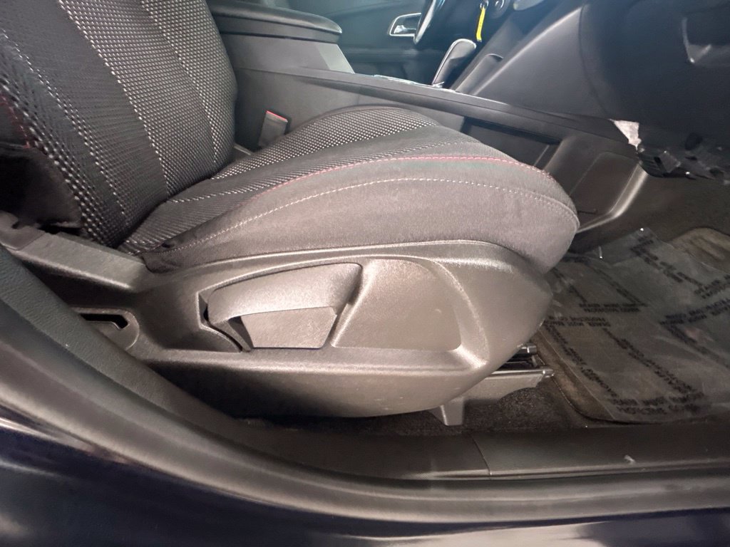 Used 2015 Chevrolet Equinox LT w/ Driver Convenience Package FWD image 21