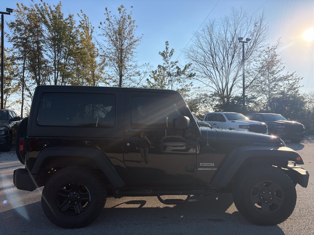 Used 2015 Jeep Wrangler Sport AWD/4WD image 8