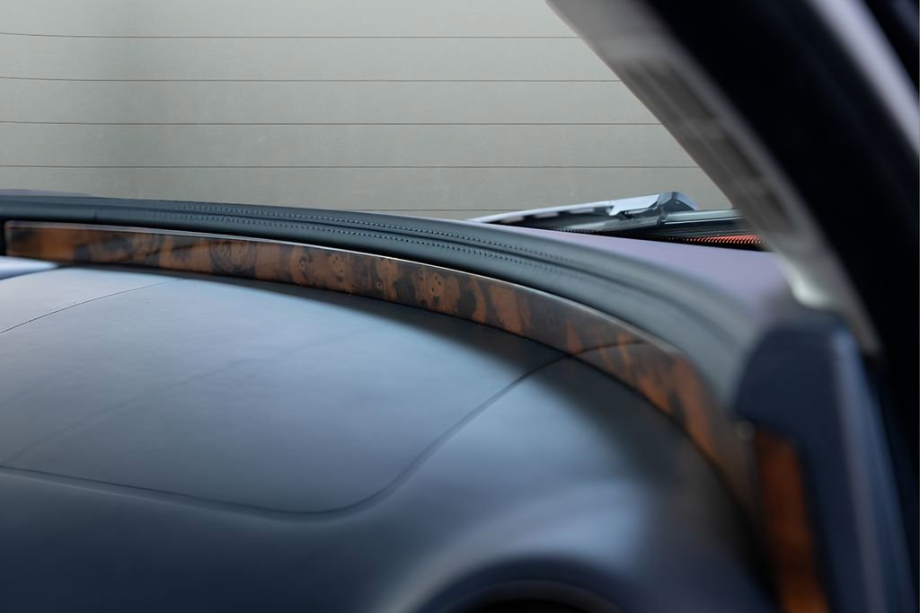 Used 2012 Jaguar XJ L RWD image 82