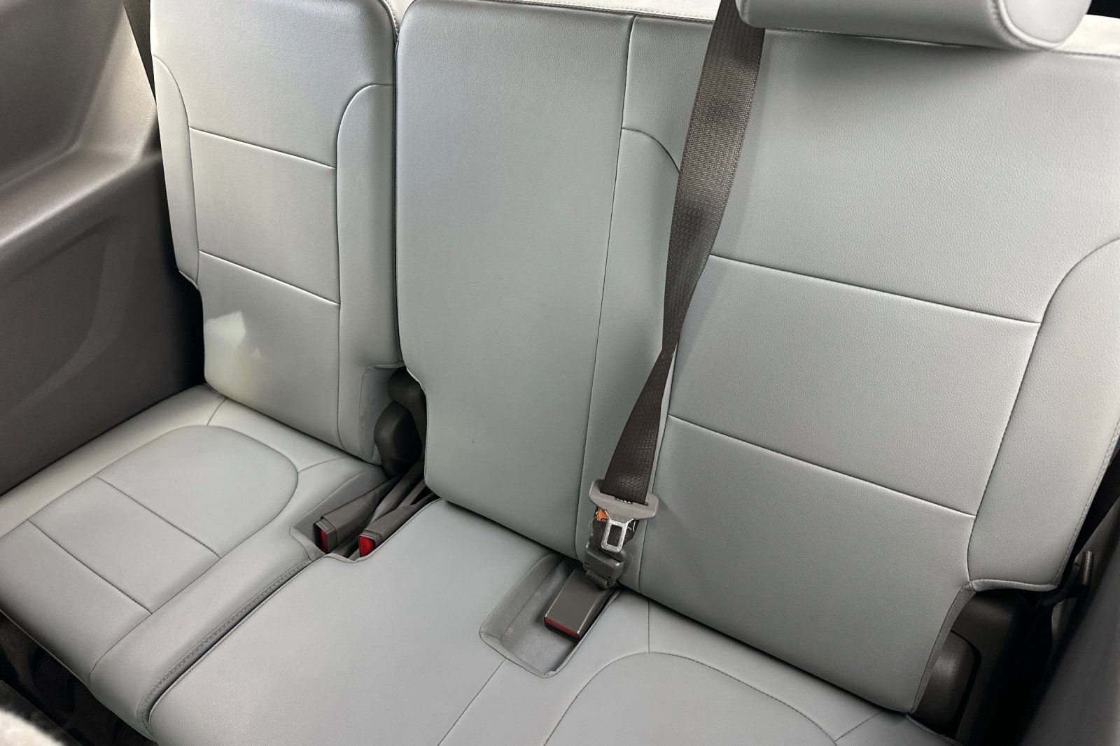 Used 2021 Chevrolet Traverse Premier w/ LPO, Floor Liner Package image 17