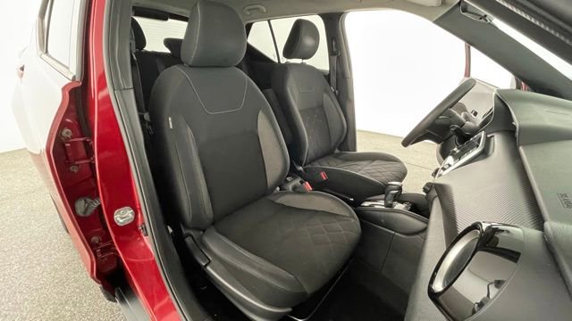 Used 2020 Nissan Kicks SV image 43