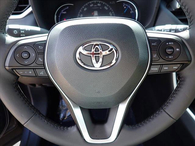 Used 2024 Toyota RAV4 SE w/ Convenience Package AWD/4WD image 18