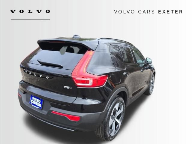 New 2026 Volvo XC40 B5 Plus AWD/4WD image 7