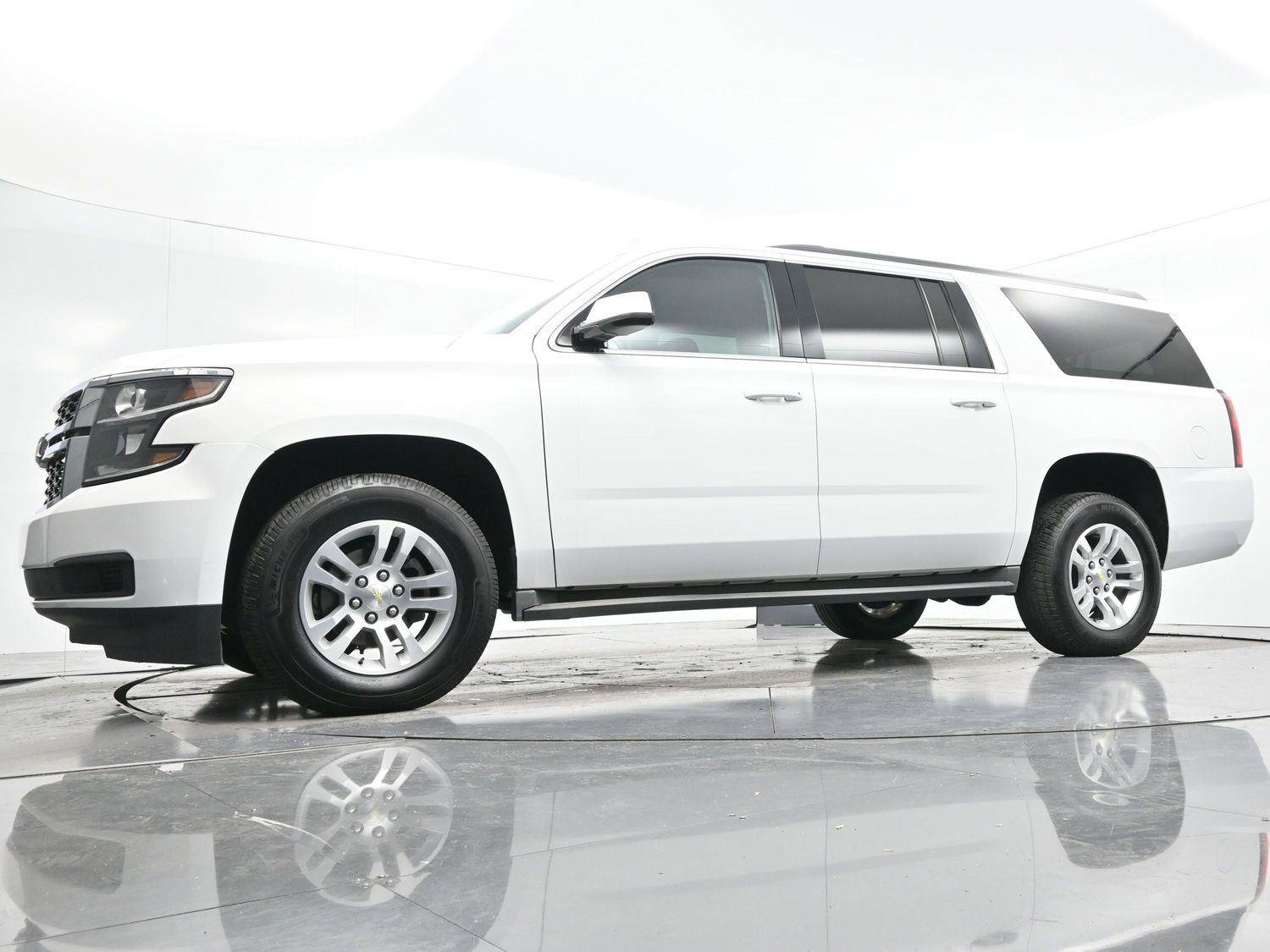 Used 2015 Chevrolet Suburban LT image 54