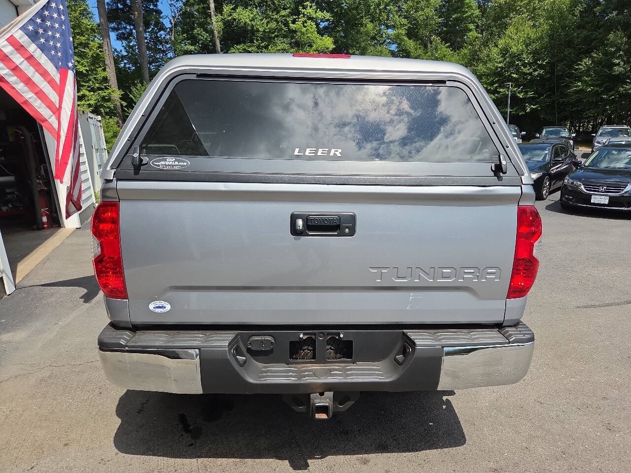 Used 2014 Toyota Tundra SR5 w/ TRD Off Road Package AWD/4WD image 6