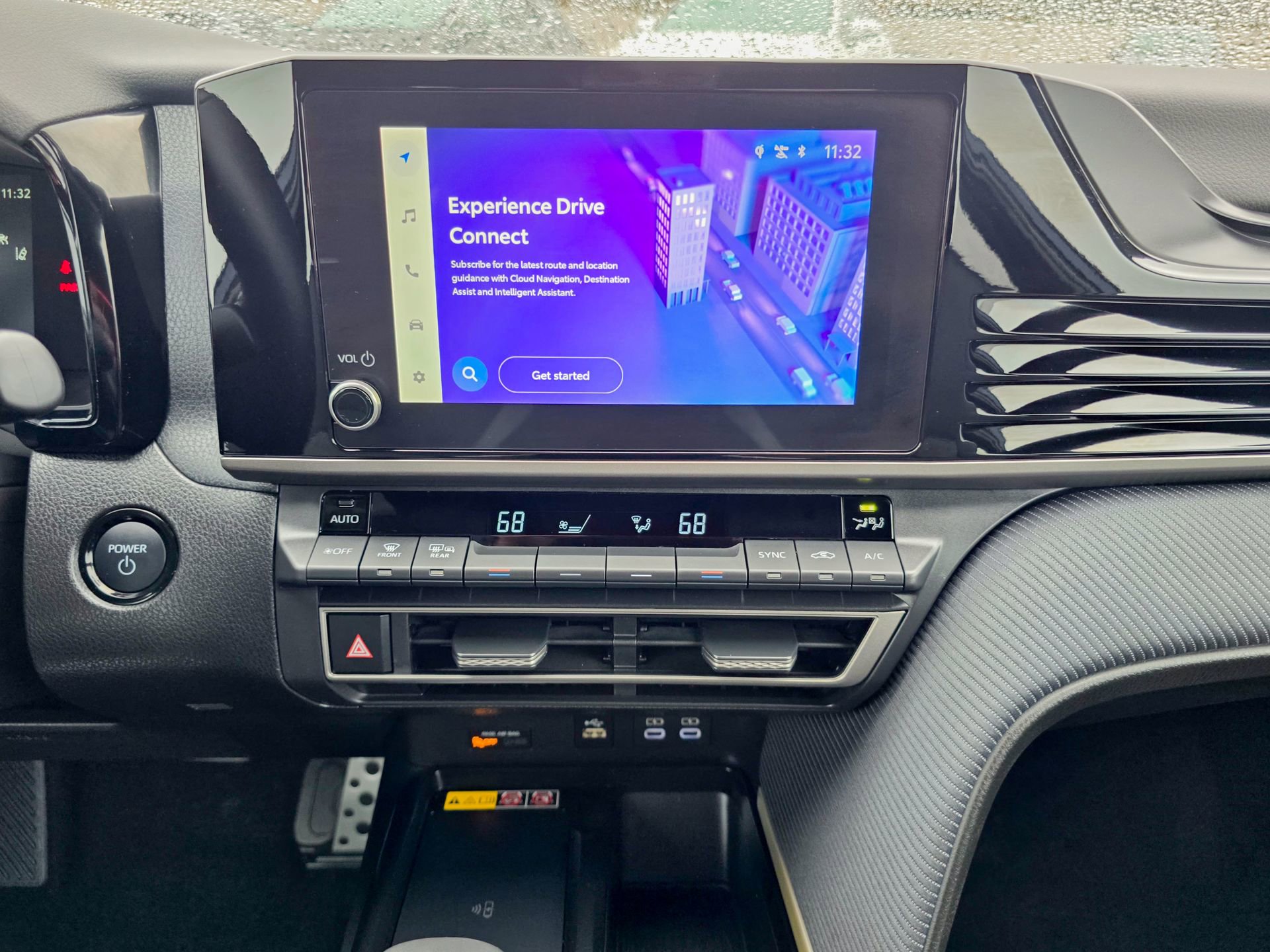 Used 2025 Toyota Camry SE image 39