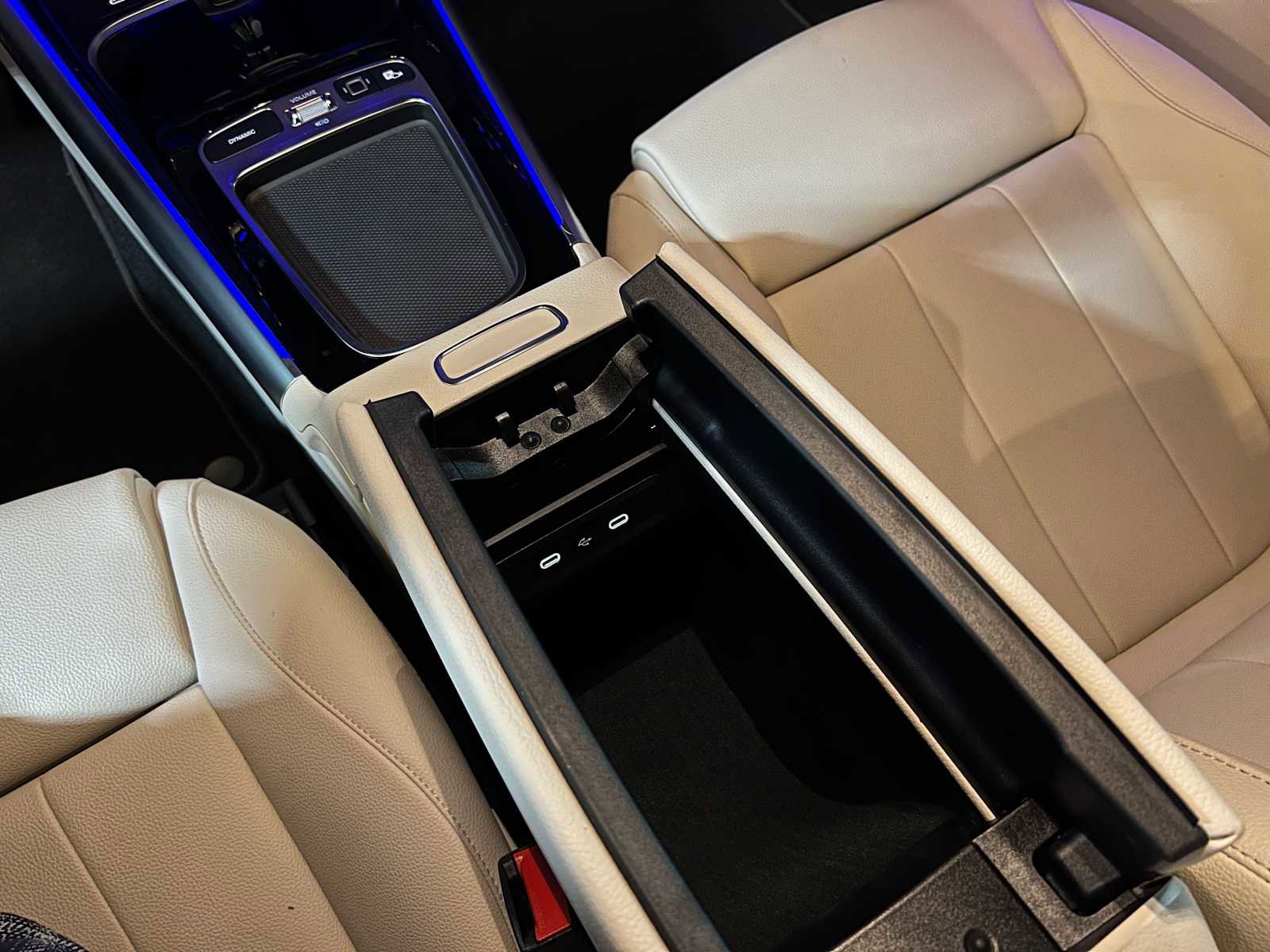 Used 2025 Mercedes-Benz GLA 250 4MATIC image 33