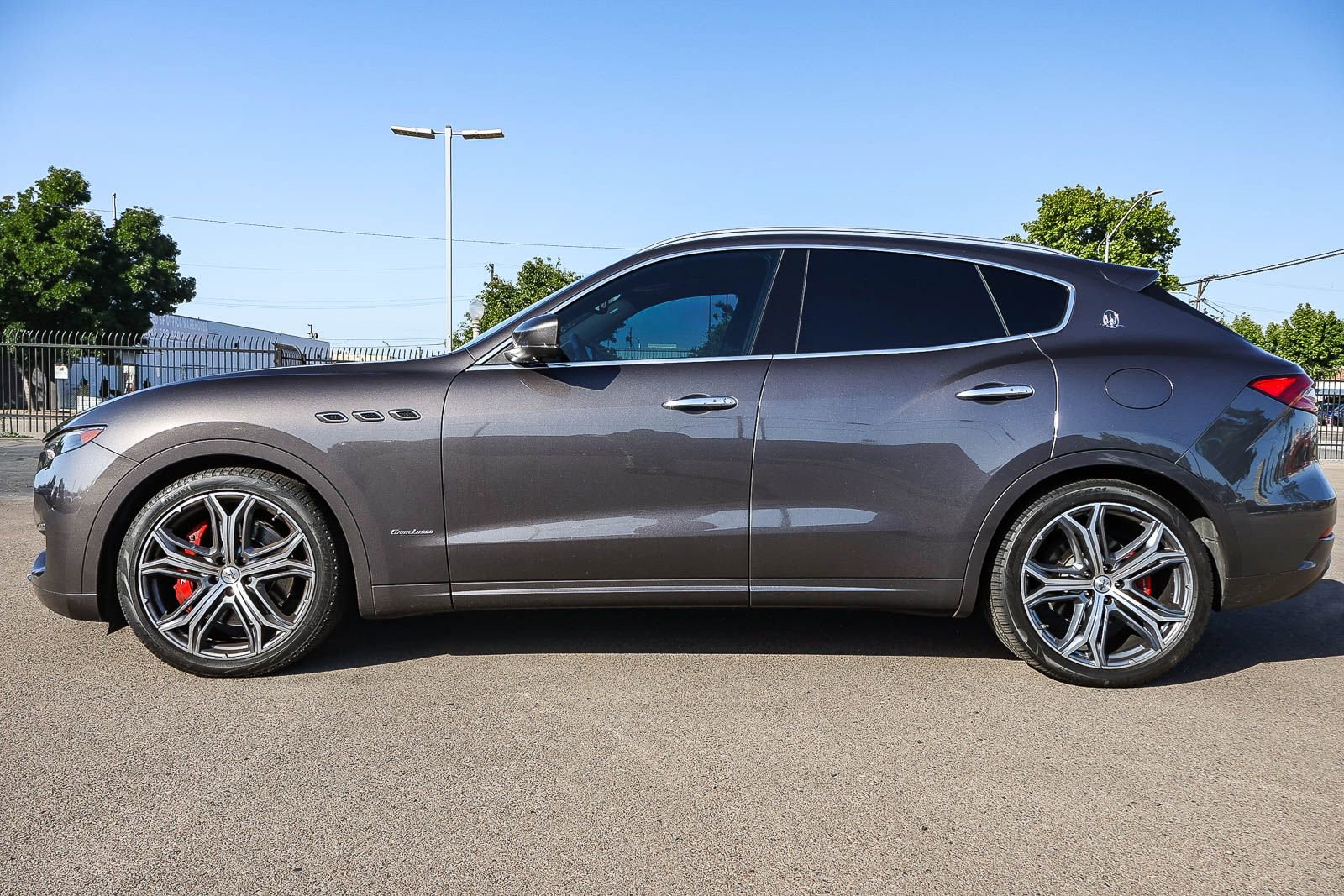 Used 2020 Maserati Levante S GranLusso AWD/4WD image 6