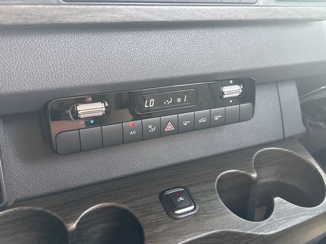 Used 2024 Mercedes-Benz Sprinter 3500 image 19