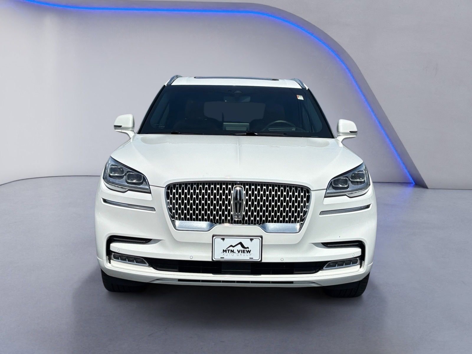 Used 2022 Lincoln Aviator Reserve w/ Equipment Group 201A image 6