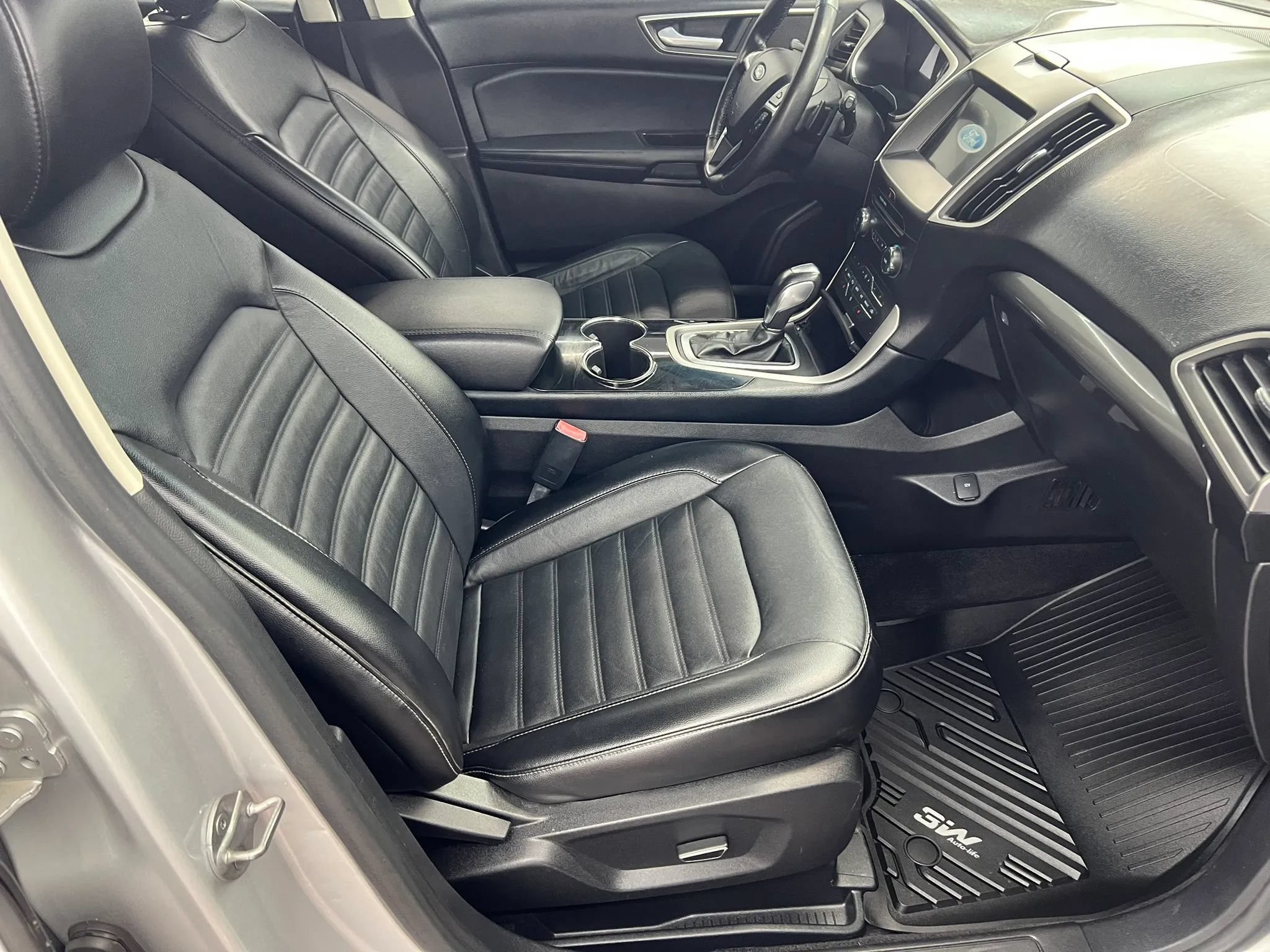 Used 2016 Ford Edge SEL w/ Utility Package FWD image 13