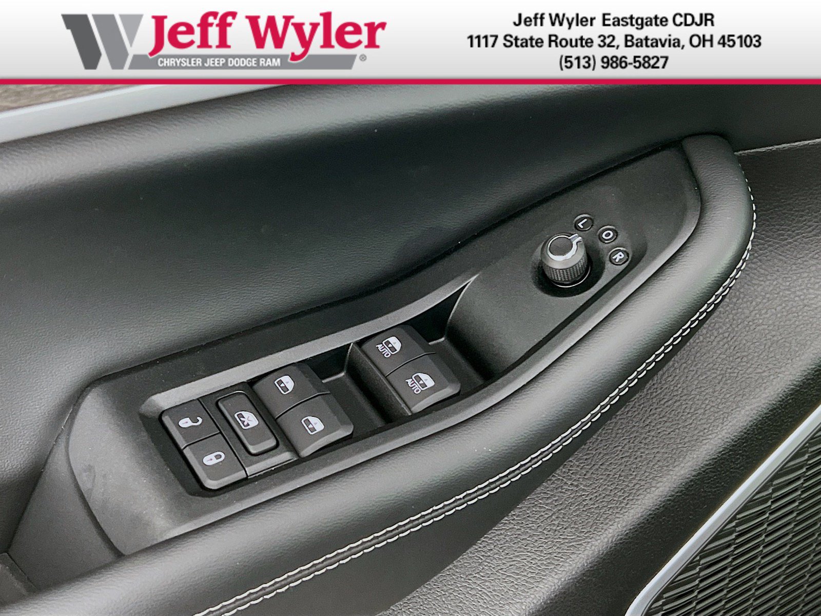 New 2026 Jeep Grand Cherokee Limited w/ Limited Altitude Package AWD/4WD image 21