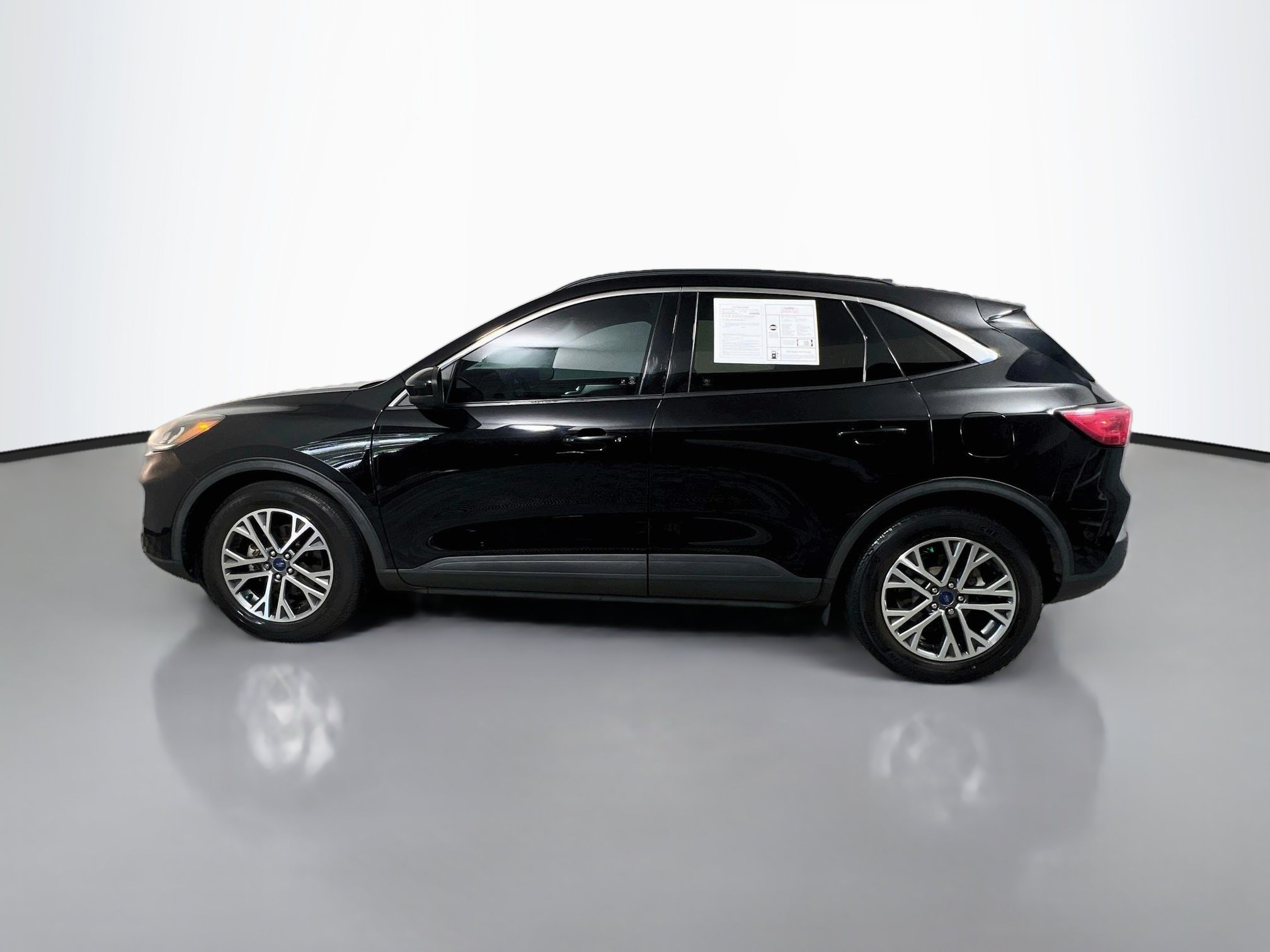 Used 2021 Ford Escape SEL FWD image 9