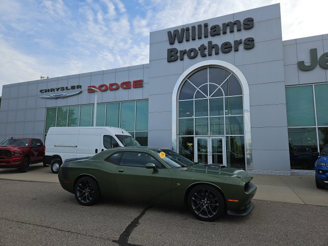 Certified 2022 Dodge Challenger R/T Scat Pack w/ Shaker Package RWD image 7
