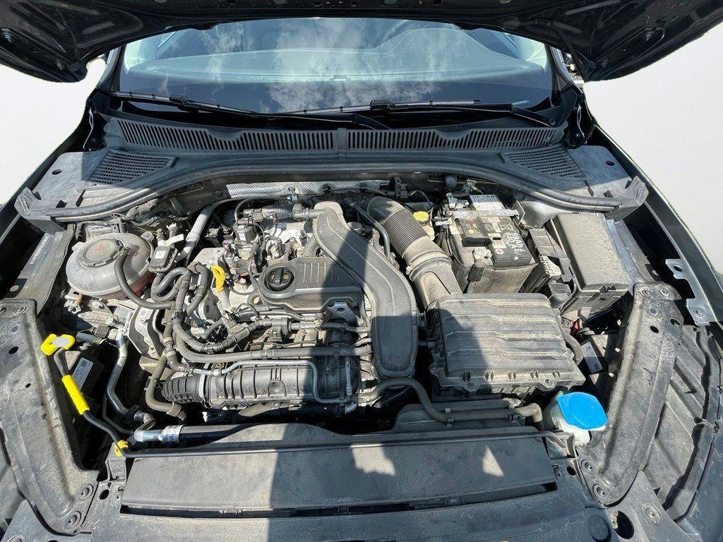 Used 2024 Volkswagen Jetta SE FWD image 30