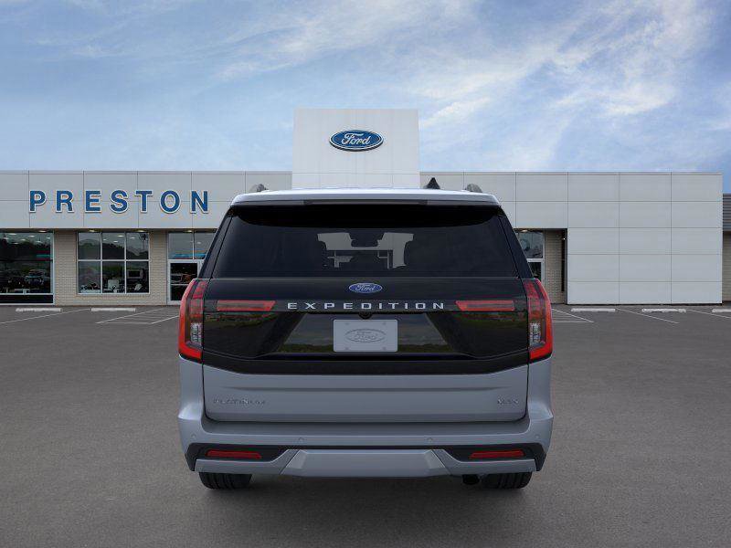 New 2025 Ford Expedition Max Platinum w/ Driver's Package image 5