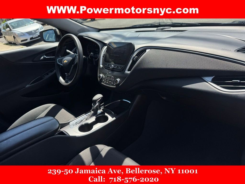 Used 2022 Chevrolet Malibu LT image 16