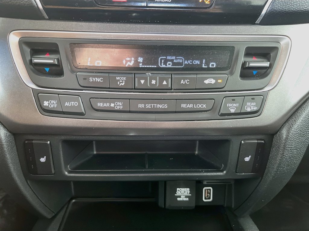 Used 2022 Honda Pilot Sport image 15