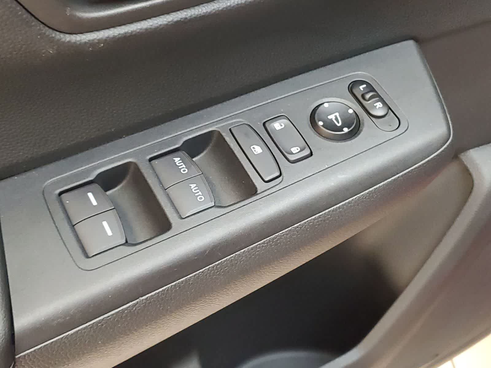 Certified 2025 Honda CR-V EX image 17