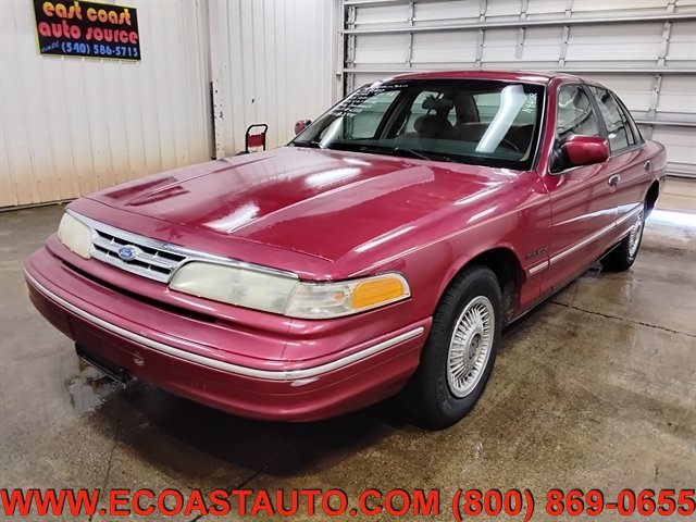 Used 1995 Ford Crown Victoria RWD image 4