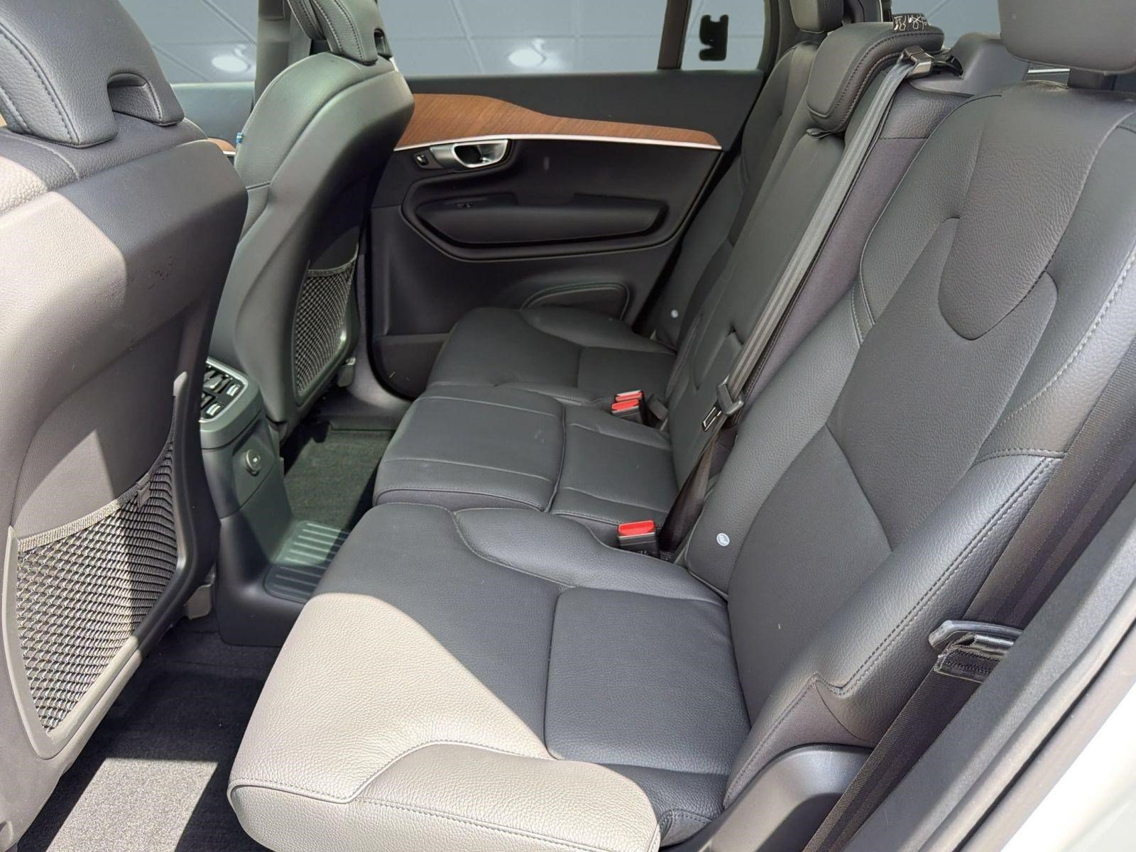 Certified 2024 Volvo XC90 T8 Plus w/ Protection Package Premier AWD/4WD image 14