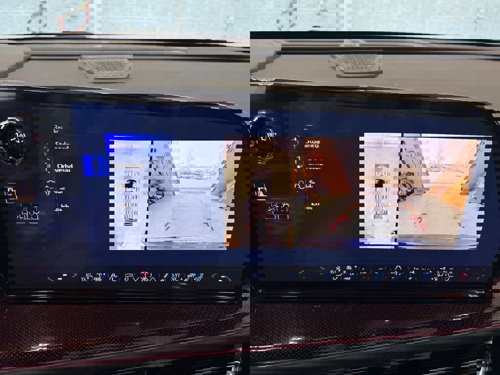 New 2026 Chevrolet Traverse RS w/ LPO, Floor Liner Package AWD/4WD image 40