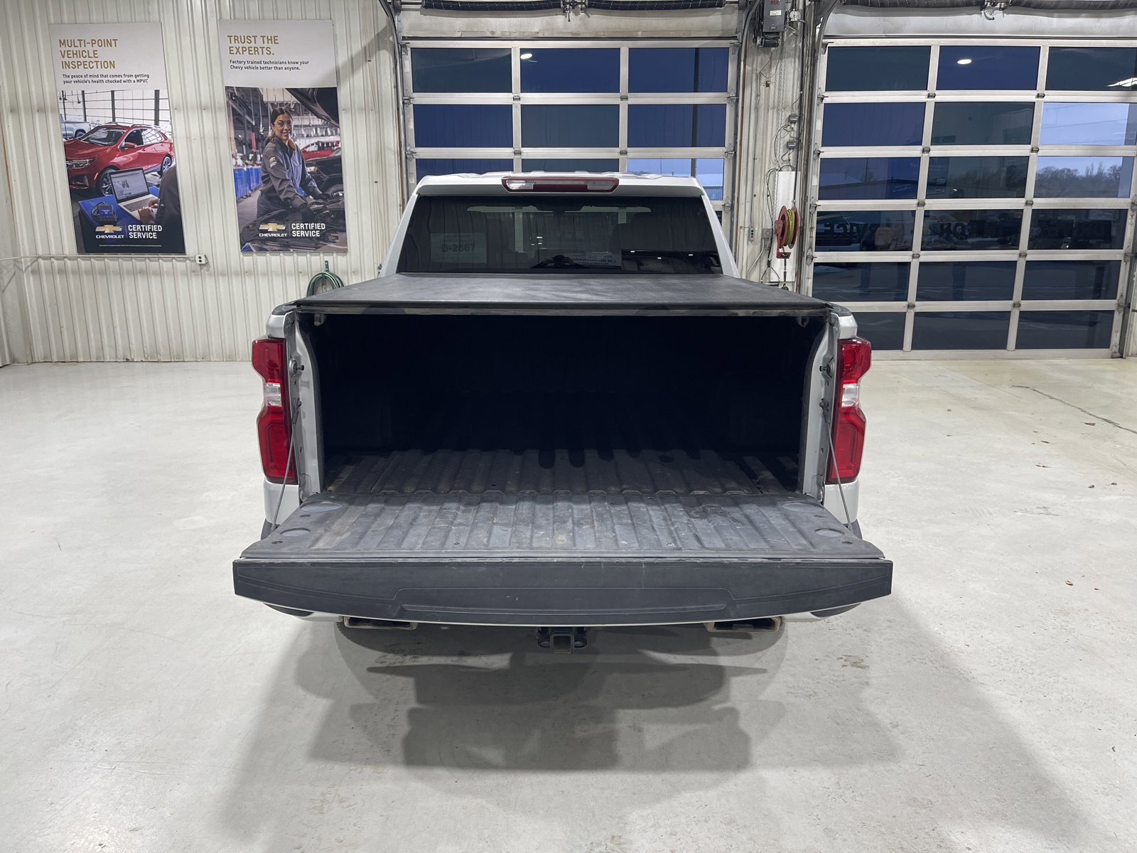 Used 2021 Chevrolet Silverado 1500 RST image 16