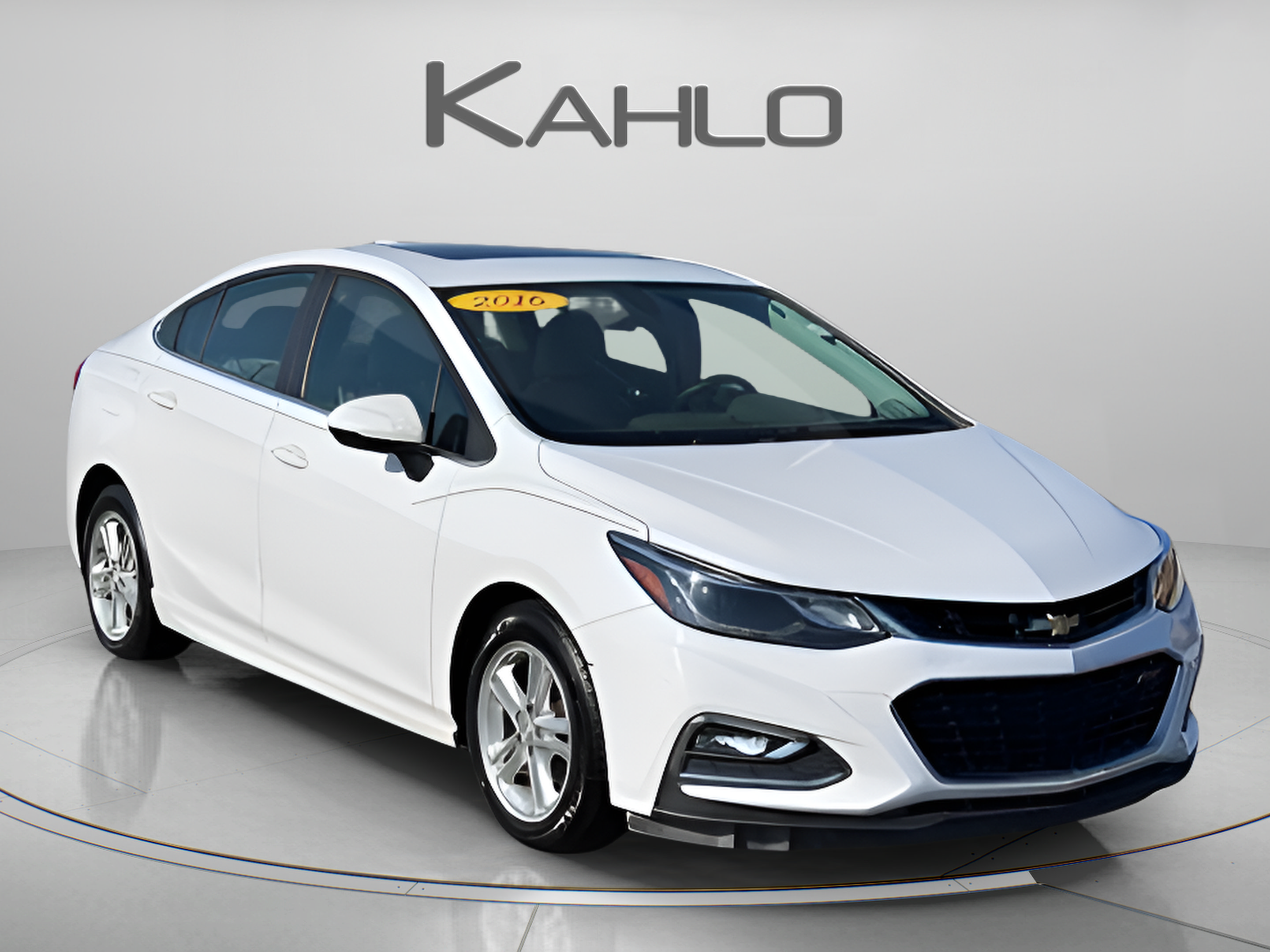 Used 2016 Chevrolet Cruze LT w/ Sun And Sound Package FWD image 6