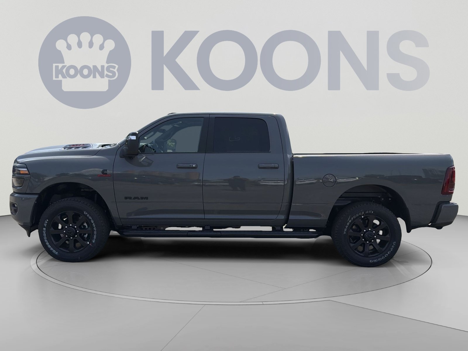 New 2026 RAM 2500 Laramie AWD/4WD image 2