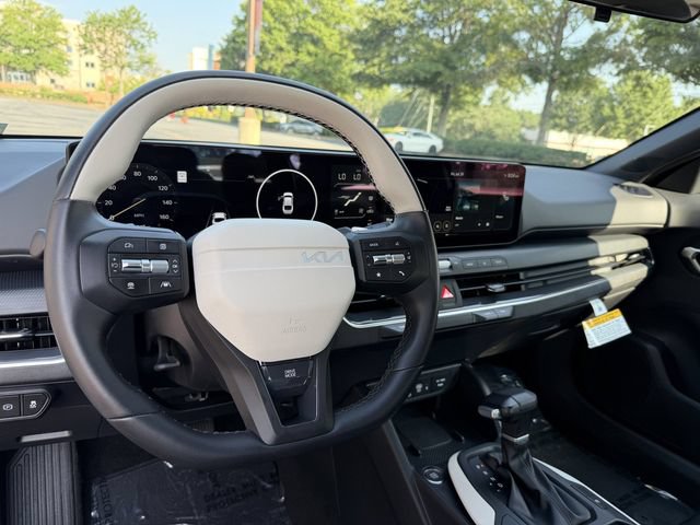 Certified 2025 Kia K4 GT-Line w/ GT-Line Premium Package FWD image 18