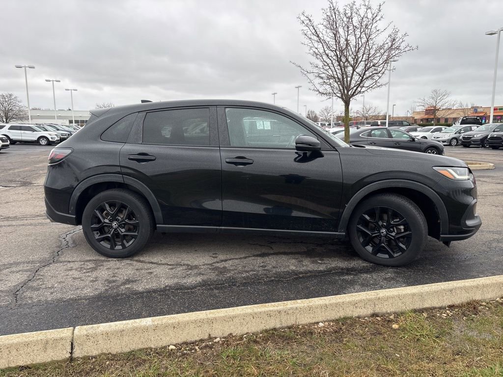 Used 2023 Honda HR-V Sport image 14