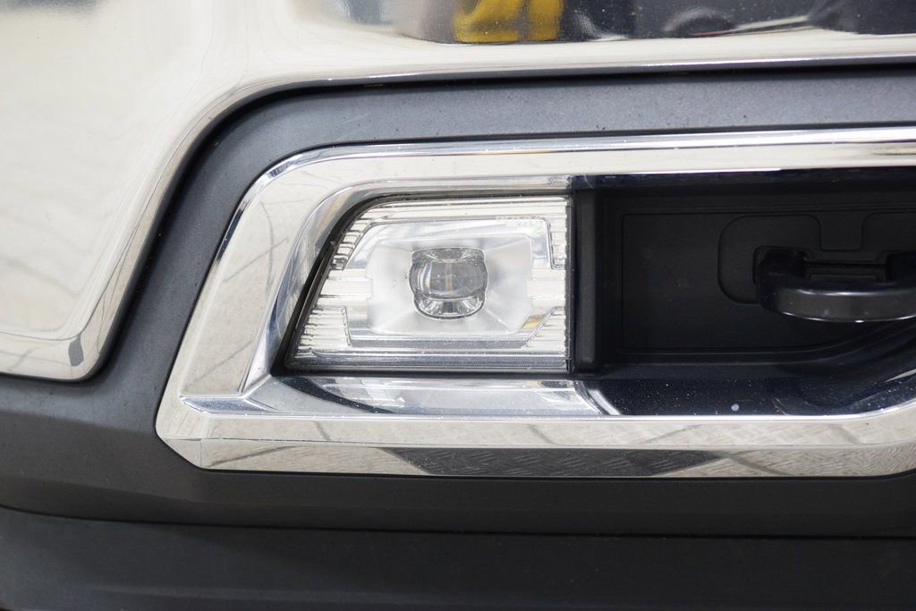 Used 2020 Chevrolet Silverado 1500 LTZ w/ LTZ Plus Package image 12