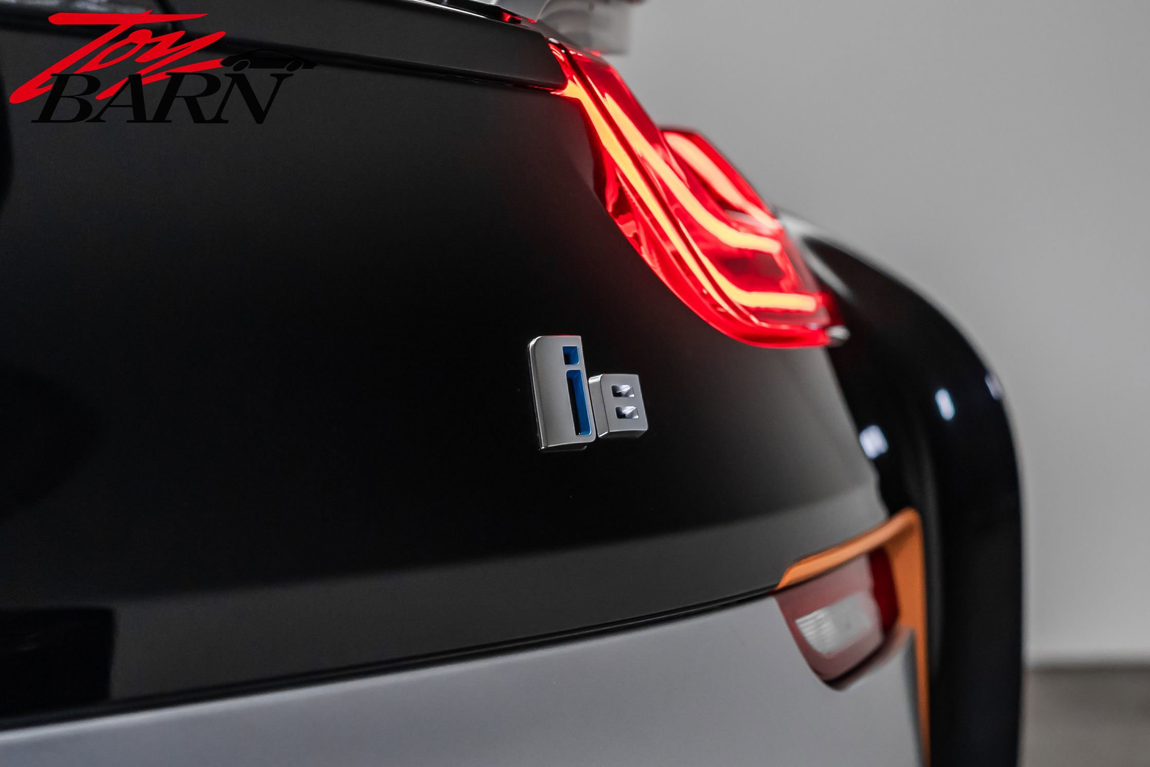 Used 2015 BMW i8 image 14