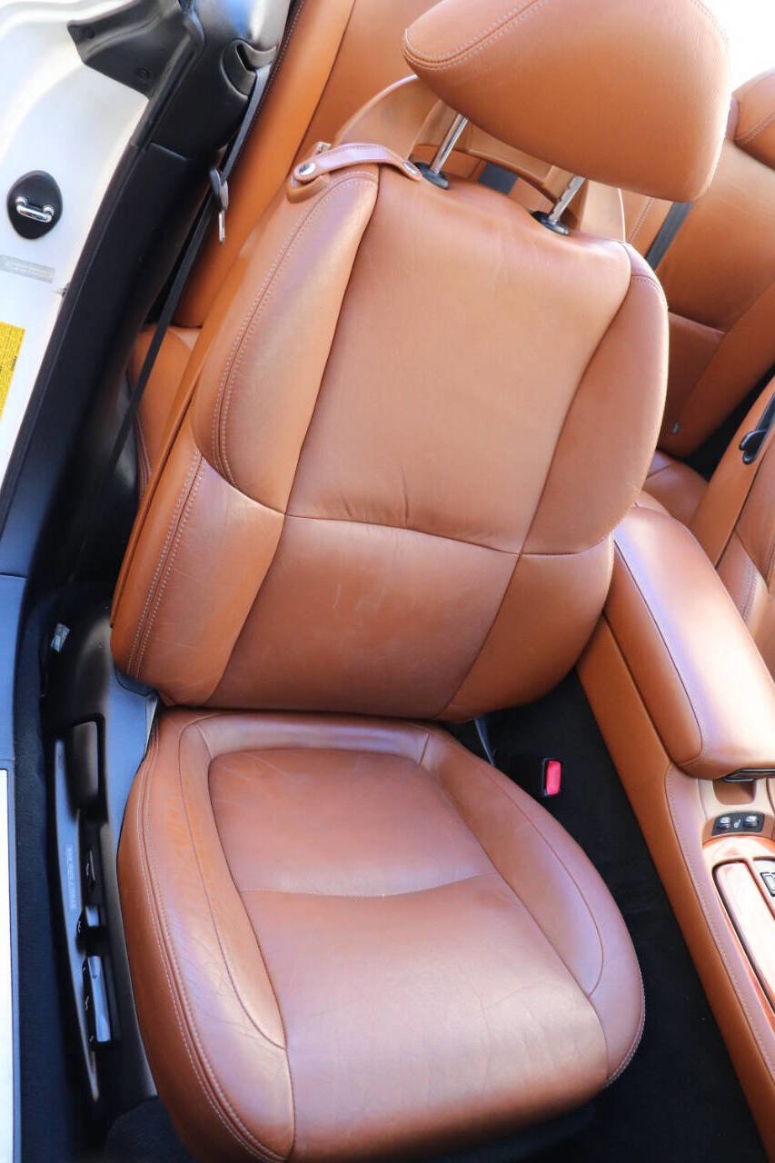 Used 2002 Lexus SC 430 Base 2dr Convertible RWD image 39
