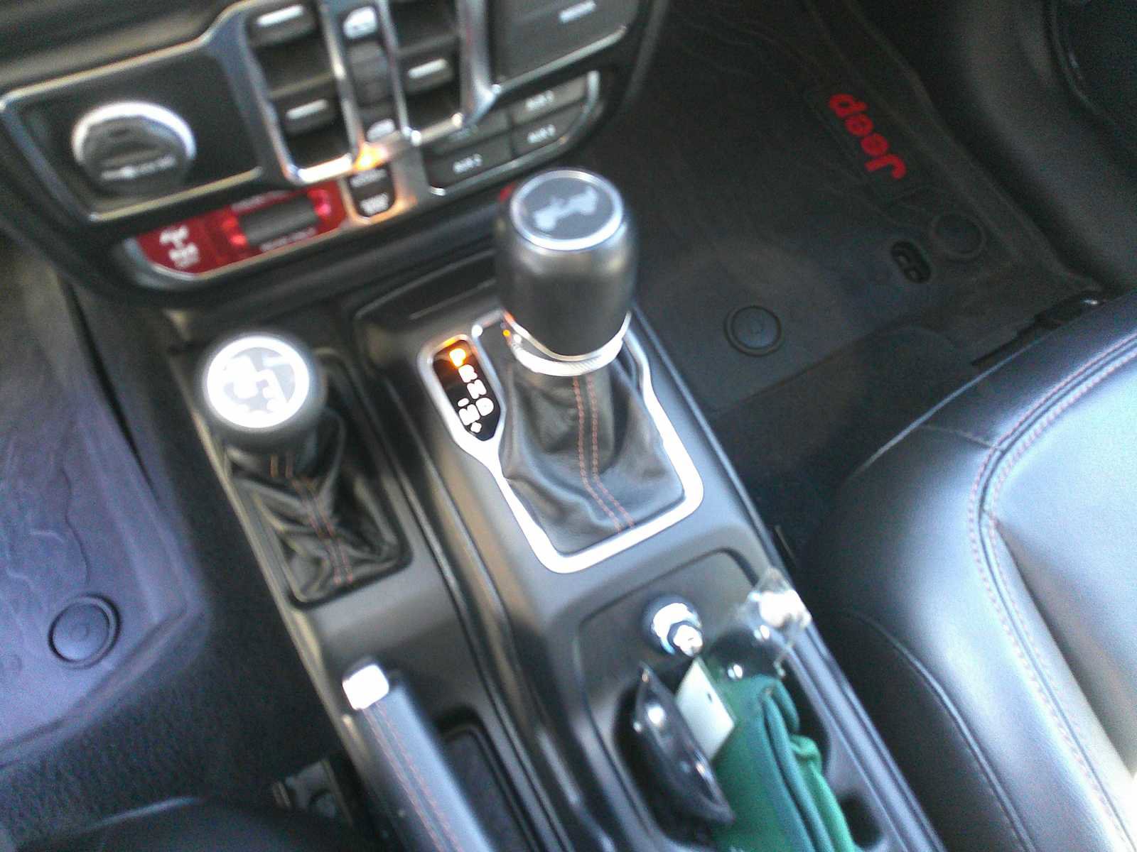 Used 2021 Jeep Wrangler Unlimited Rubicon w/ Trailer Tow Package image 27