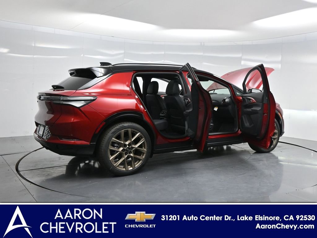 New 2026 Chevrolet Equinox EV RS image 4