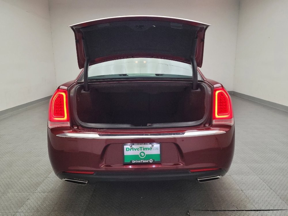 Used 2019 Chrysler 300 Limited image 29