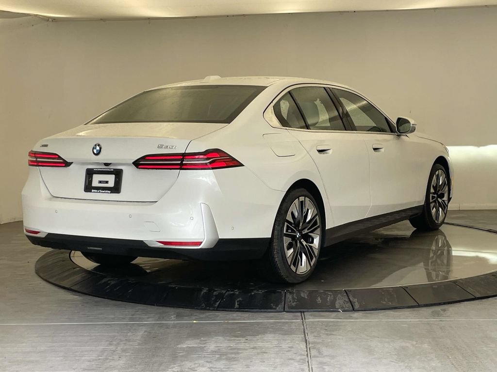 New 2027 BMW 530i xDrive AWD/4WD image 5