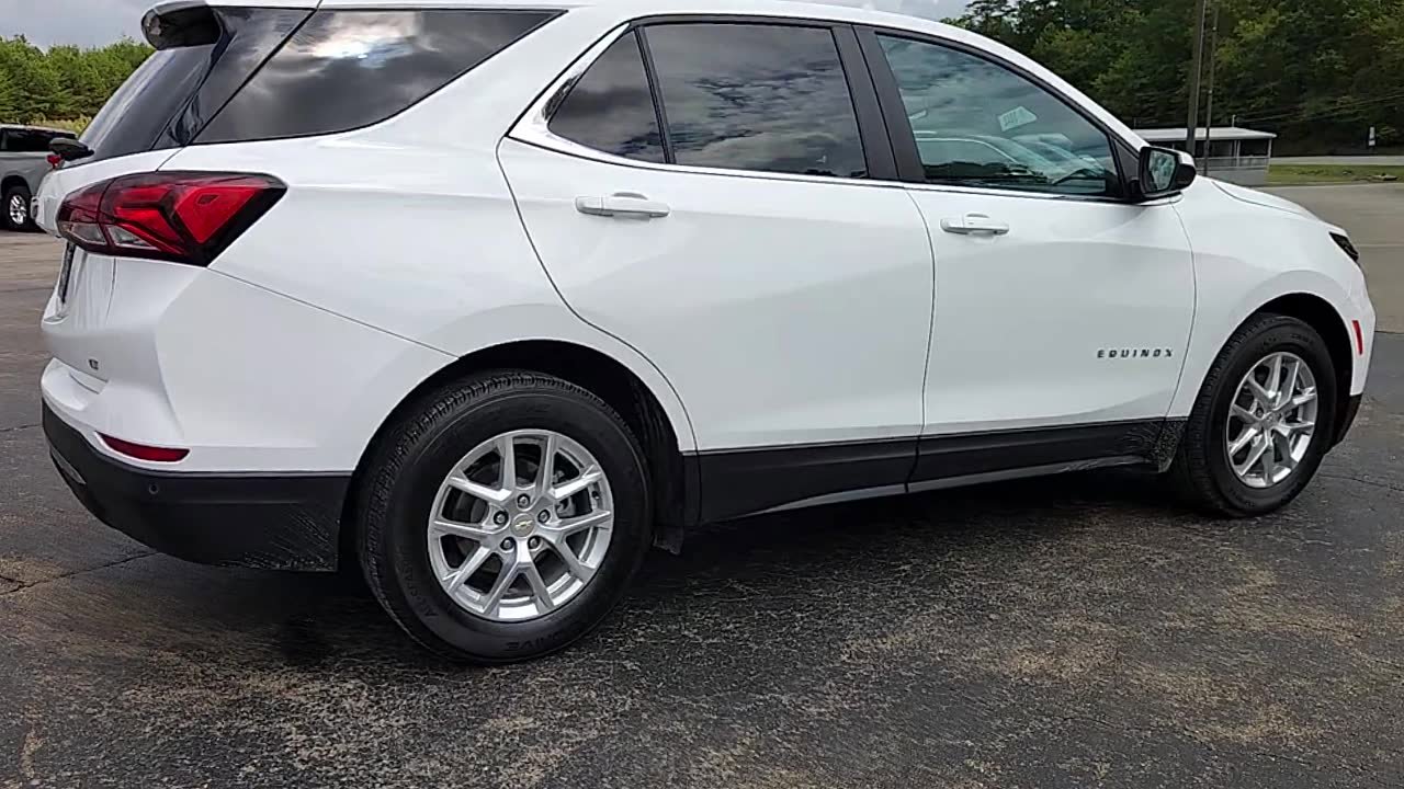 Used 2024 Chevrolet Equinox LT image 9