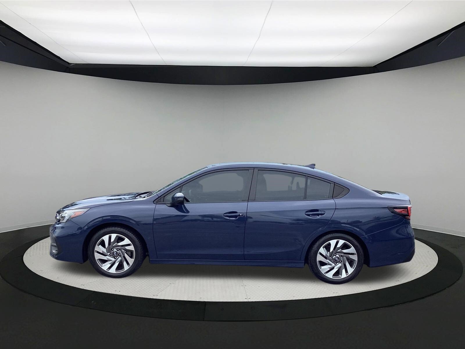 Used 2023 Subaru Legacy Limited AWD/4WD image 5